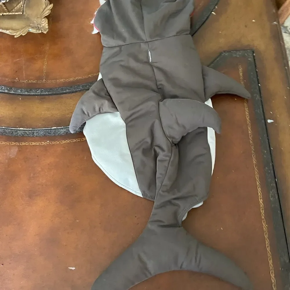🦈 PRECIOUS PET Shark Costume!